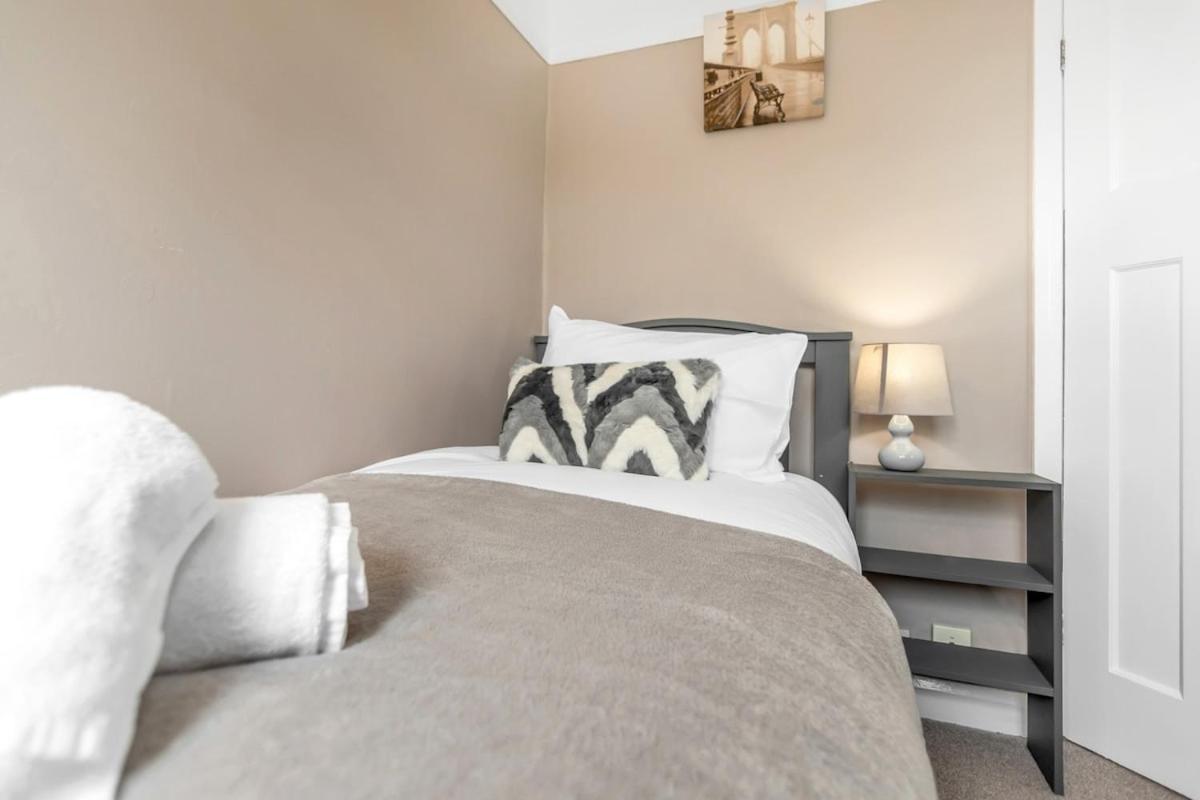 4Br Long Stays Free Parking High Speed Wi-Fi Horsford Exterior foto